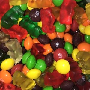 Meet your Posher, Caitlin